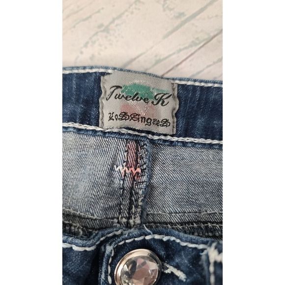 Twelve K 32 x 30 Bootcut Jeans Blue Dark Wash Rhinestone Embroidered Denim - Picture 9 of 9